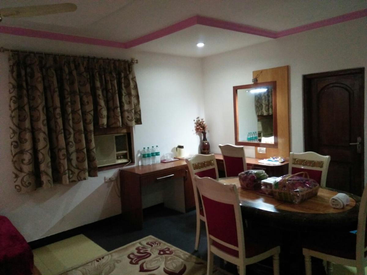 Hotel Rahul Deluxe 나그푸르 외부 사진